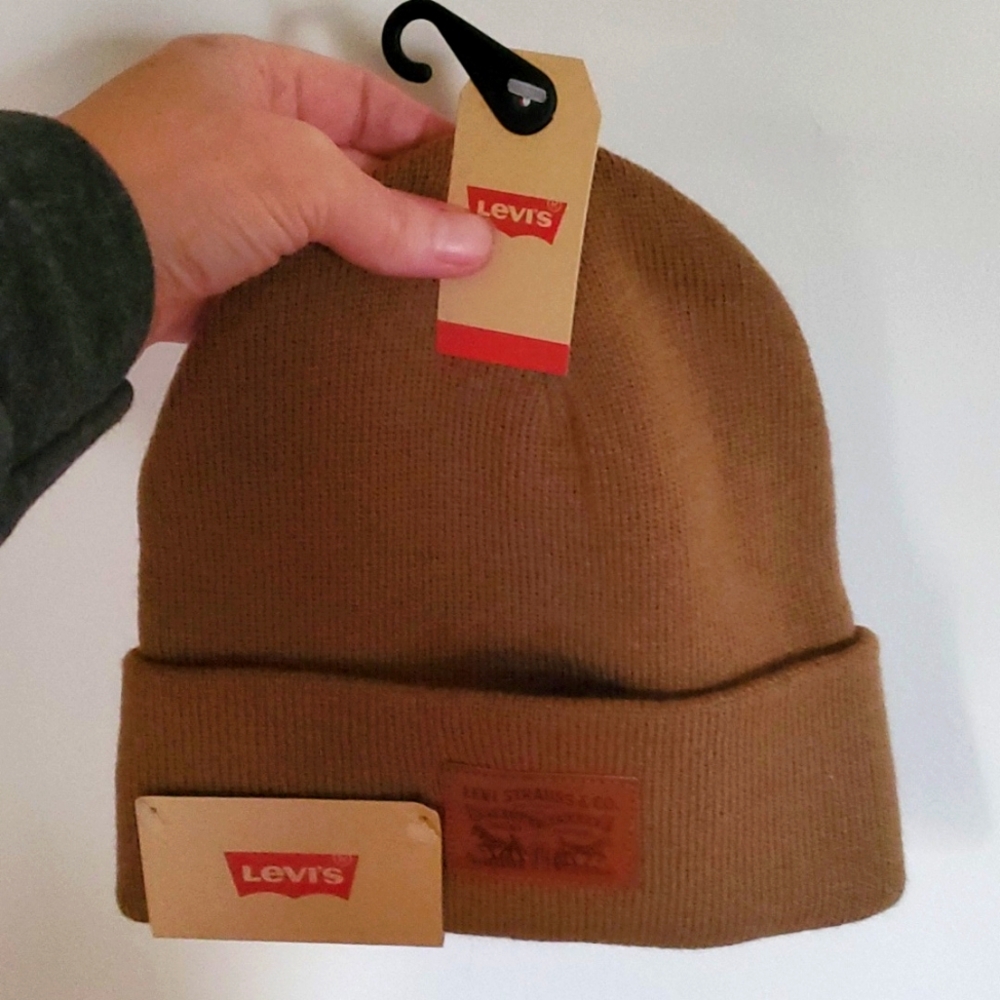 Levi's tan beanie / toboggan OS